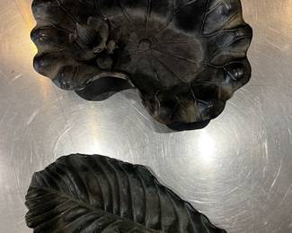VINTAGE CAST IRON DECORATIVE DISHES
