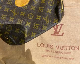Louis Vuitton Monogramed Make Up Travel Case/Dust Bag