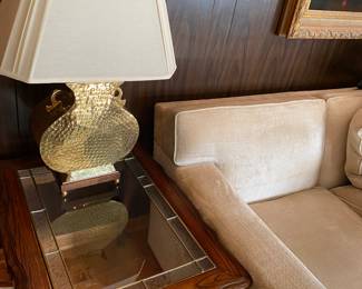 Henredon Carved Occasional Table with Leaded Glass, Gold Hammered Table Lamp