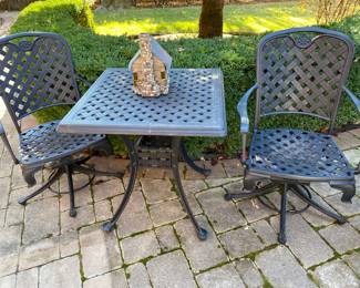 Upscale HEAVY Aluminum Table Chairs 