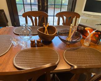 KITCHEN!!! Mahogany Kitchen Table with 2 Arm Chairs, 4 Side Chairs