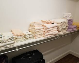 Linens -  Sheets (King & Queen Size), Towels, Blankets & More