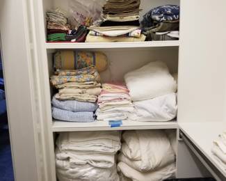 Linens -  Sheets (King & Queen Size), Towels, Blankets & More