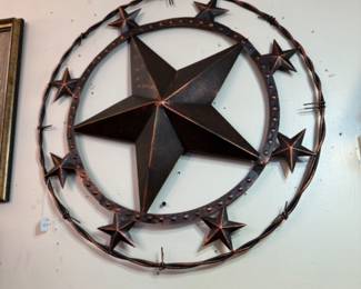 Metal star wall hanging