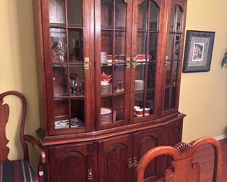 Pristine China Cabinet