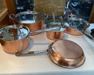 gorgeous Cuisinart copper pots and pans