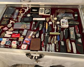 pocketknives and LOTS of small treasures