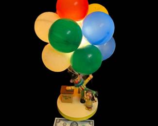 1970's Dolly Toy Company Balloon Vendor Child's Lamp