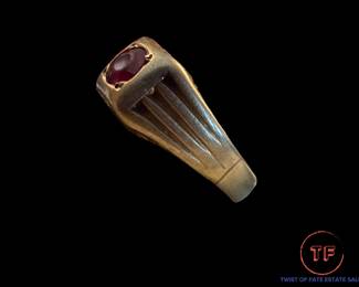 14K GOLD Ruby Ring (Size 8 - 7.2 Grams)