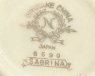 NORITAKE Sabrina Pattern China Set