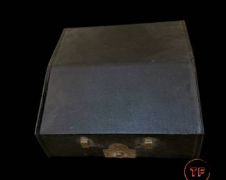 1930's UNDERWOOD Portable Typewriter