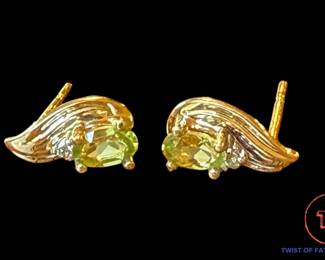 14KT GOLD Necklace with Peridot Stones