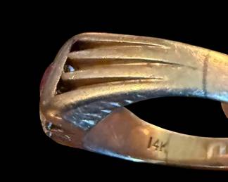 14K GOLD Ruby Ring (Size 8 - 7.2 Grams)