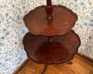 Antique Mahogany Three-Tiered Pie Crust Table