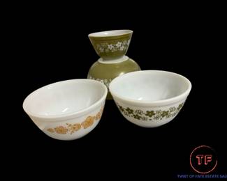 Vintage PYREX Mixing Bowls