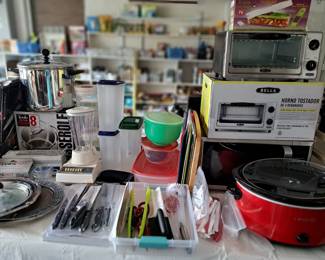 ELECTRIC COOKING ITEMS, KNIVES