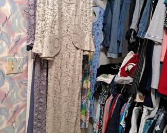 LADIES SMALL SIZE FORMAL - CRUISE WEAR