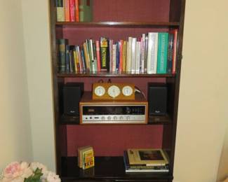 4 Tier Bookshelf/Cabinet