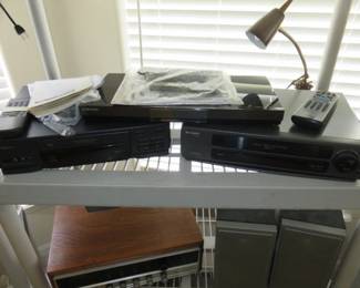 Hitachi Video Deck VT-F381A