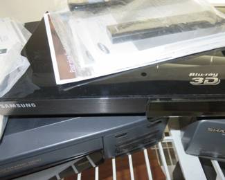 Sharp VC-A343 VHS Player Samsung Blu-Ray 3D Player