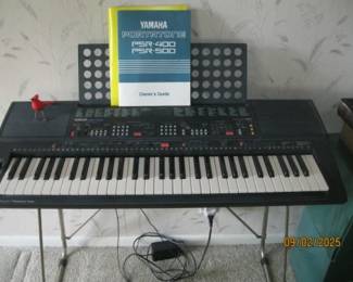 YAMAHA KEYBOARD