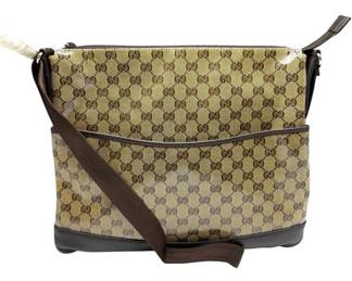 Gucci GG Supreme Canvas Messenger Bag