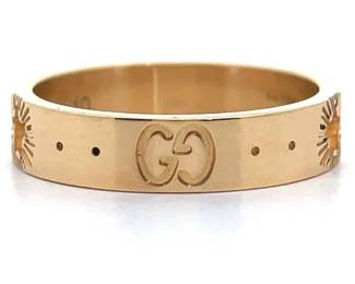 Gold GUCCI GG Star Band in 18k Yellow Gold