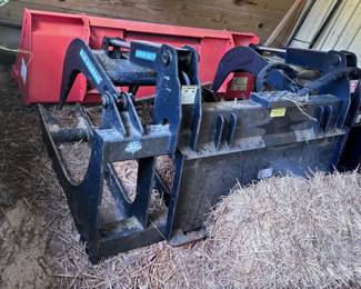 Kubota LA1065A Front Loader MX SERIES