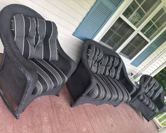 Set of Wicker to Enjoy