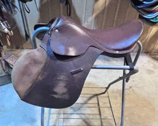 Rossi Y Caruso saddle made in Argentina