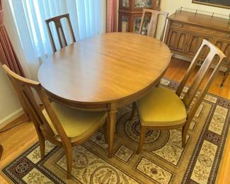 145 Drexel Triune Dining Tablemin