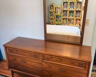 145 MCM Walnut 6Drawer Lowboy With Mirrormin