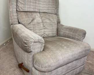 145 LaZBoy Rocker Reclinermin