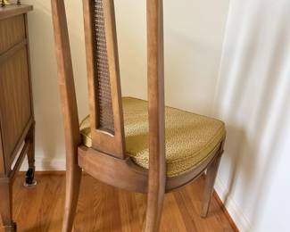 145 Drexel Triune Dining Chair Backmin