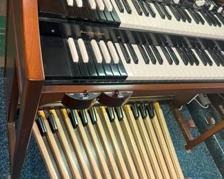 145 Hammond A122 Organ Keyboard Detailmin