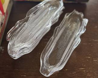Set of 4 Plastic Corn Cob Holders