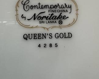Noritake Contemporary "Queen's Gold" Bone China Set