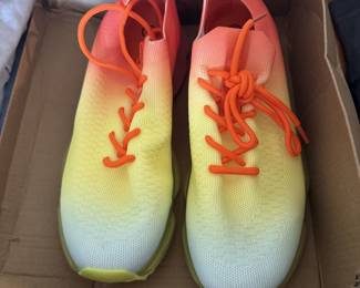 Women’s shoes