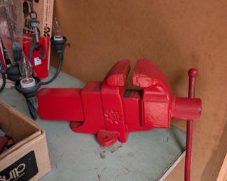 Vintage large vise