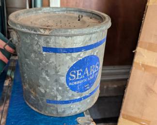 Minnow bucket