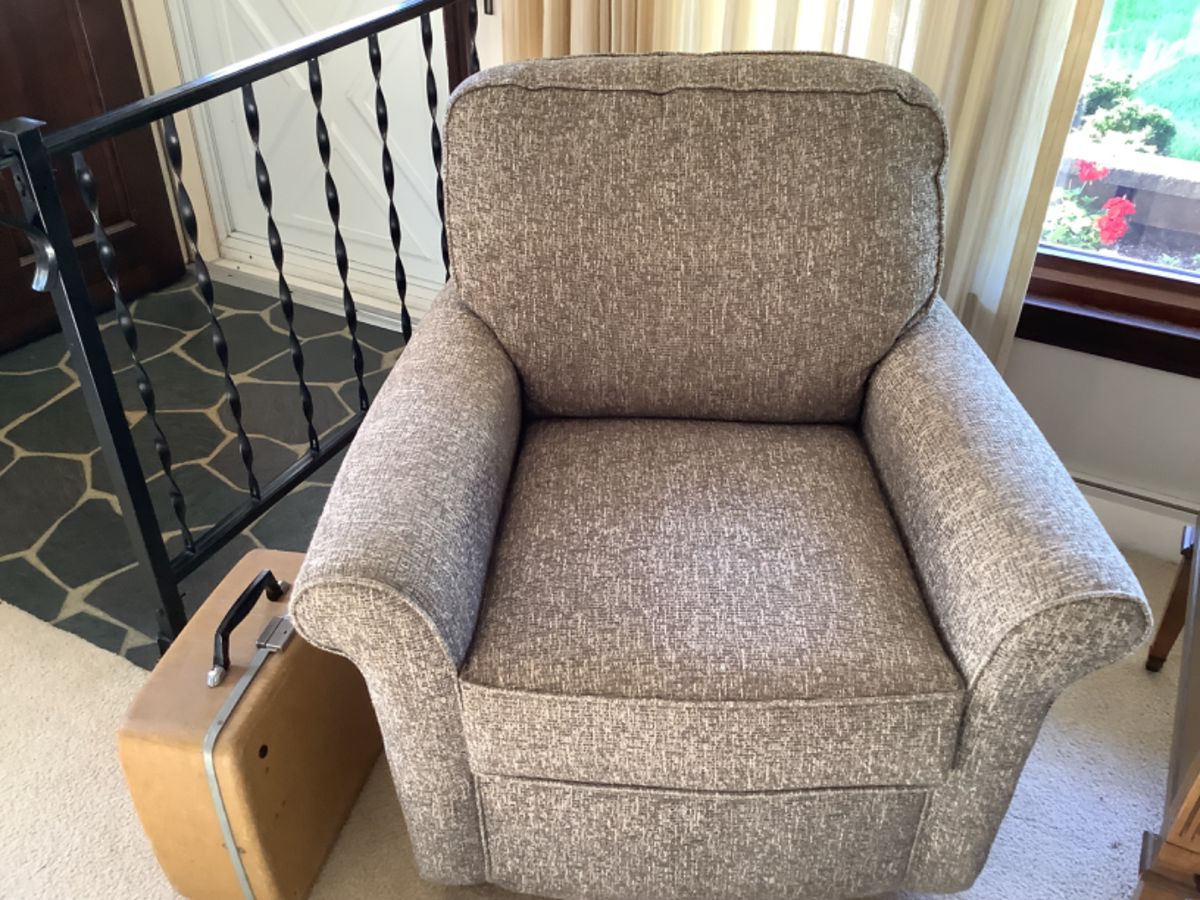 Nice Swivel Chair