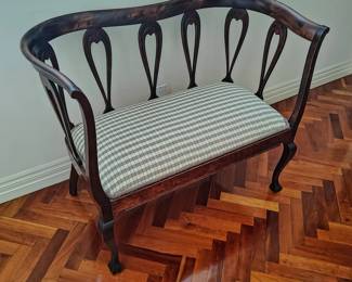 ENGLISH SETTEE