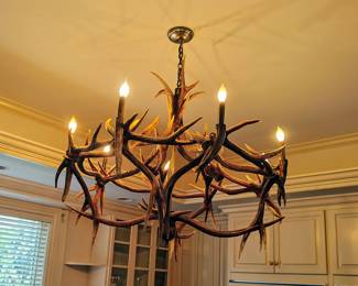 8 LIGHT MULE DEER CHANDELIER