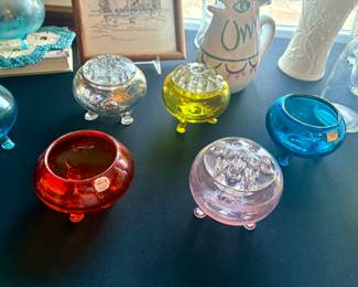 Vintage Viking glass flowerlite rose bowl
