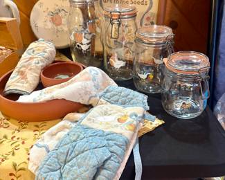 Vintage Country Geese canister set
