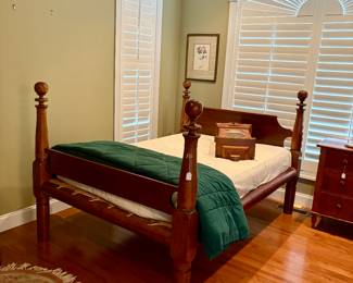 Cherry cannonball rope bed