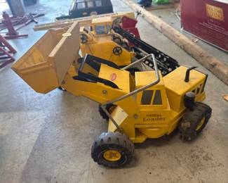 VINTAGE METAL TONKA LOADER TOY