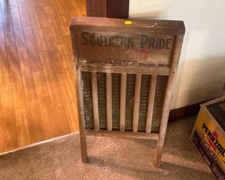 VINTAGE WASHBOARDS