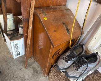 WOODEN TATER BOX
