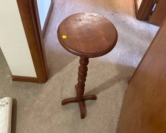 PLANT STAND